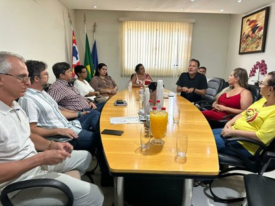 Visita do Deputado Átila Jacomussi